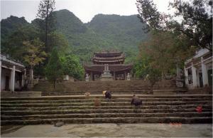 Huong Pagoda Festival